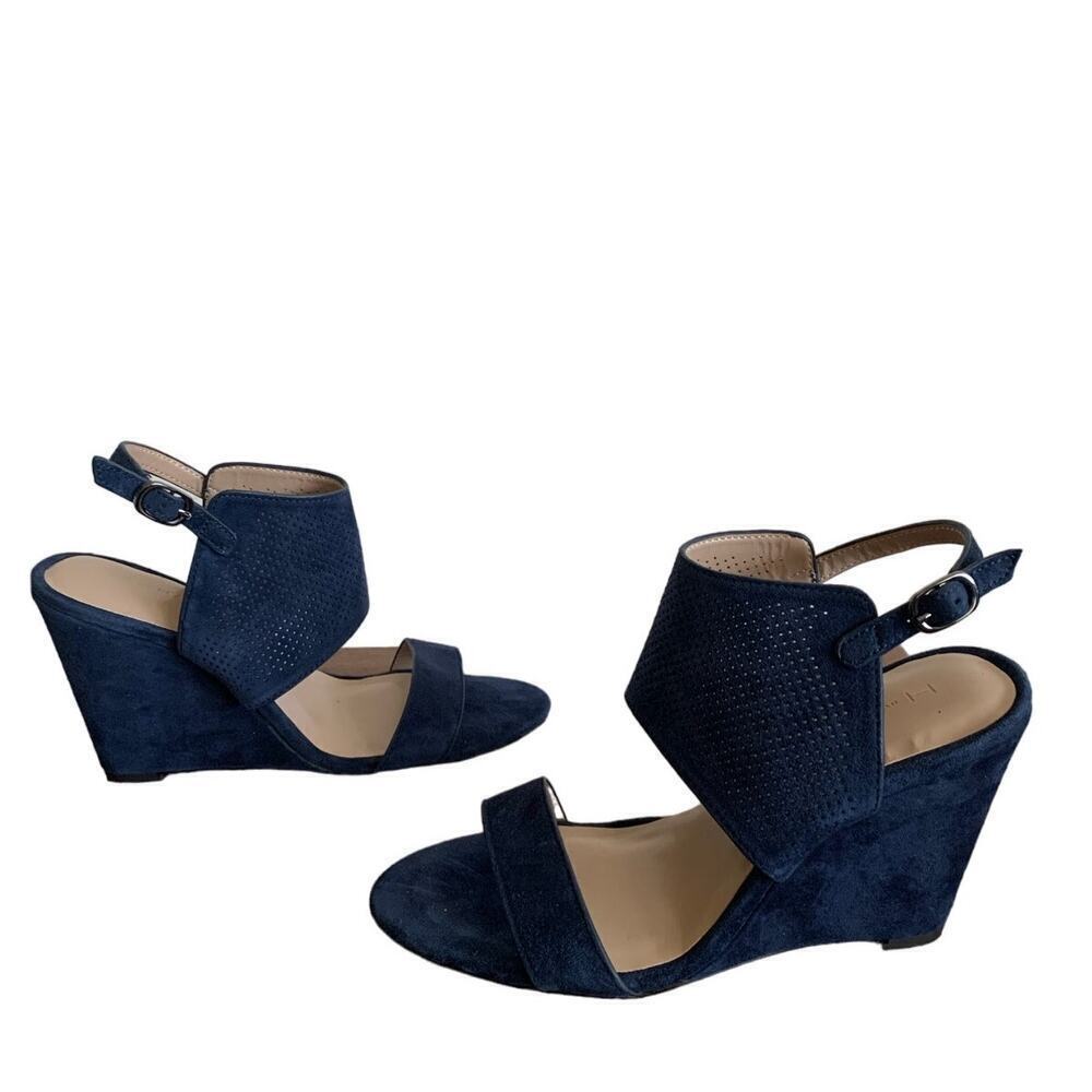 H by Halston Suede Open Toe Wedge Navy Blue McKenzie Sandals Size 5.5 NWOT